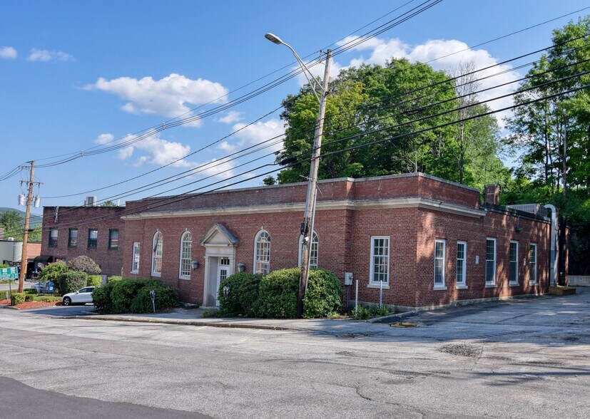 Primary Photo Of 3 Highland St, Plymouth Bank For Sale
