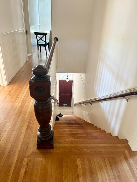 More Photos Of 11 G St, San Rafael General Retail For Sale