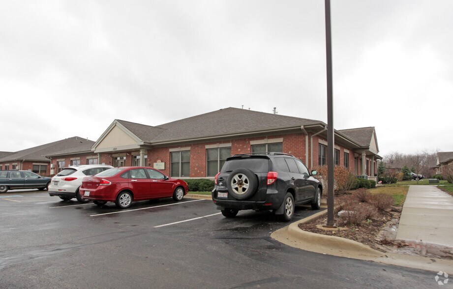 More Photos Of 16612 W 159th St, Lockport Office For Sale