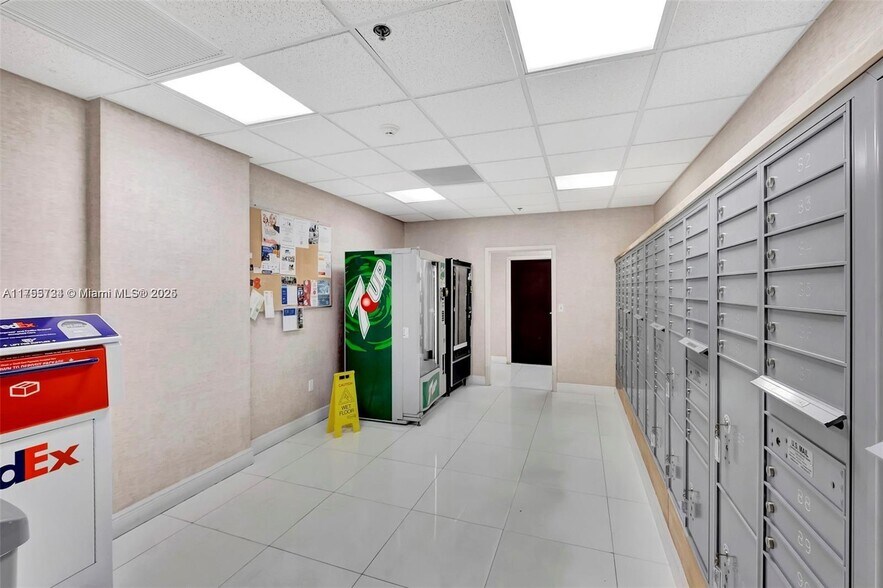 More Photos Of 12550 Biscayne Blvd, North Miami Medical For Sale