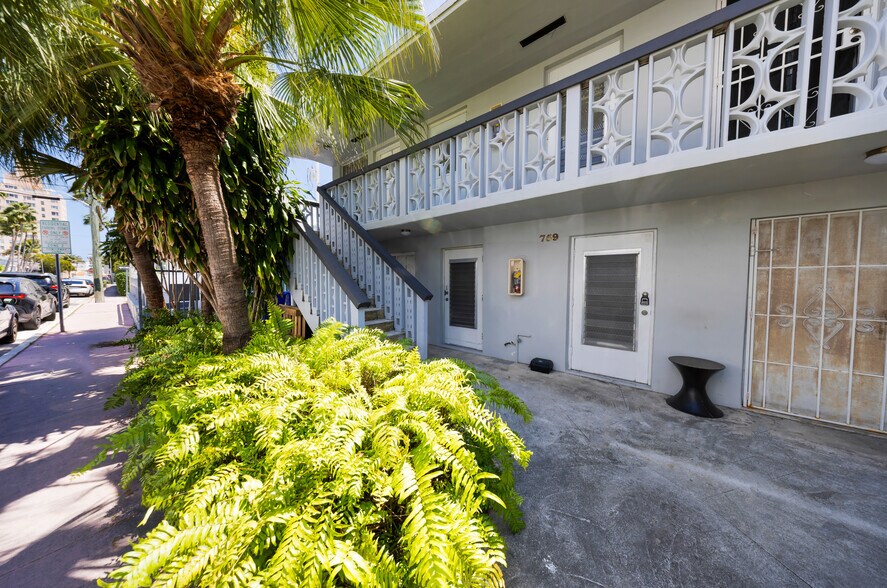 More Photos Of 759 Meridian Ave, Miami Beach Apartments For Sale