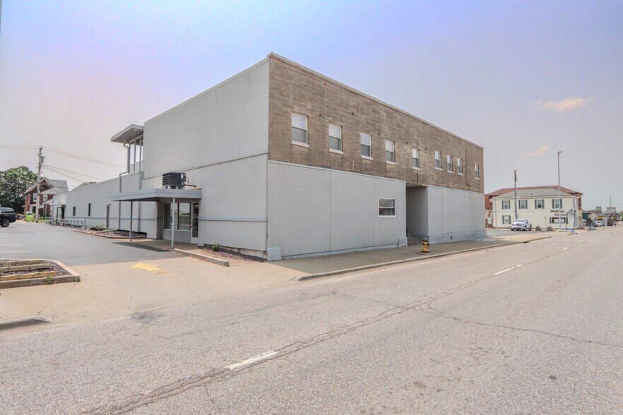 Primary Photo Of 1112-1128 Broadway St, Quincy Flex For Lease