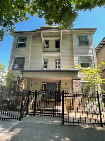 Primary Photo Of 1421 G St, Sacramento Apartments For Sale