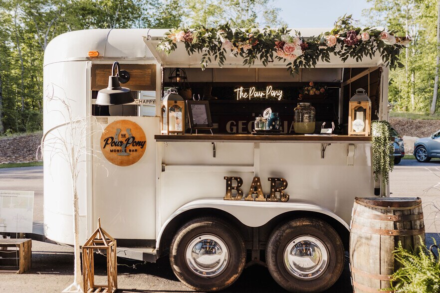 More Photos Of 3263 Tanners Mill Rd, Gainesville Lodge Meeting Hall For Sale