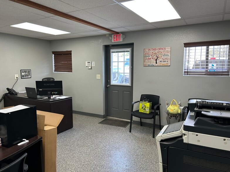 More Photos Of 1925 US Highway 17 92, Davenport Industrial For Sale