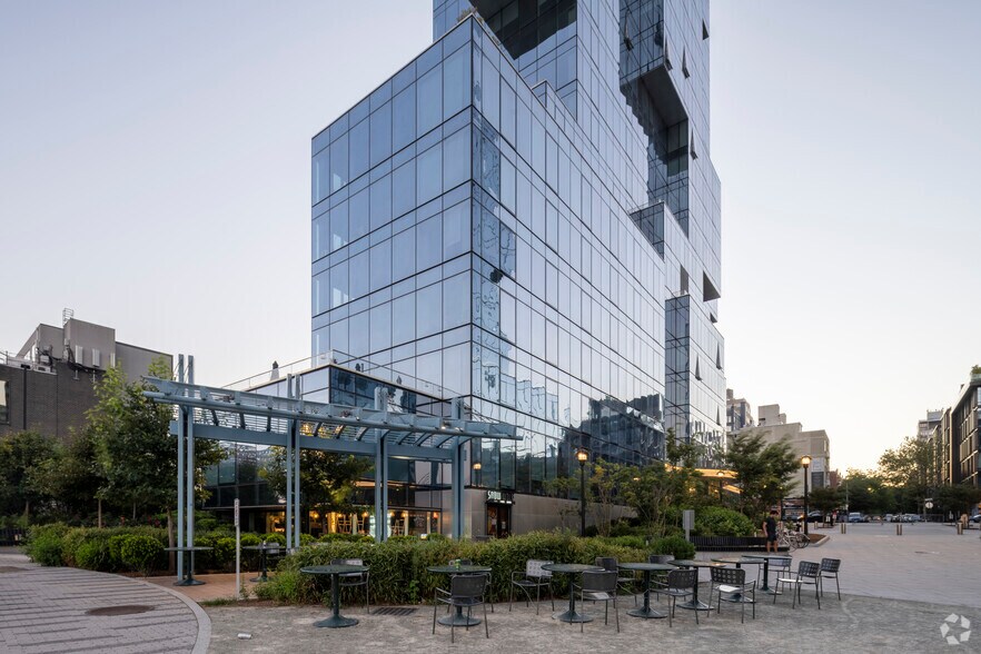 More Photos Of 416 Kent Ave, Brooklyn Apartments For Lease