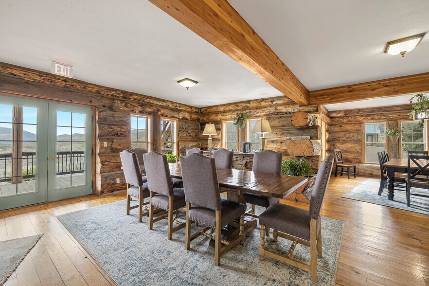 More Photos Of 13 Gott Ln, Salmon Hospitality For Sale