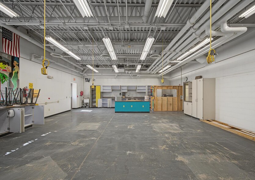 More Photos Of 1600 26th St, Monroe Schools For Sale