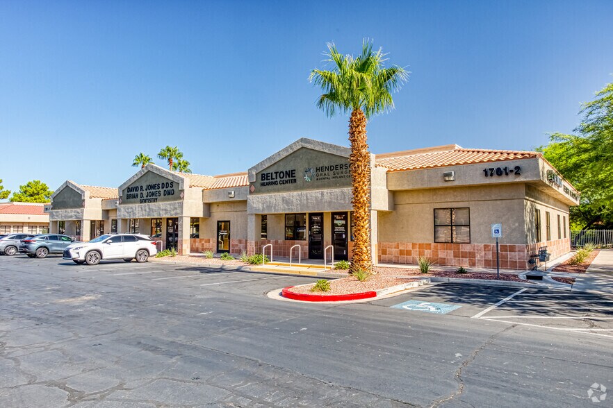 More Photos Of 1701 N Green Valley Pky, Henderson Unknown For Lease