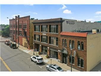 More Photos Of 27 7th Ave N, Saint Cloud Storefront Retail Office For Lease