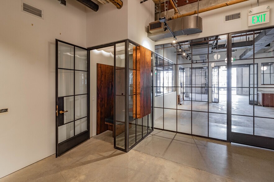 More Photos Of 837 N Spring St, Los Angeles Office For Sale