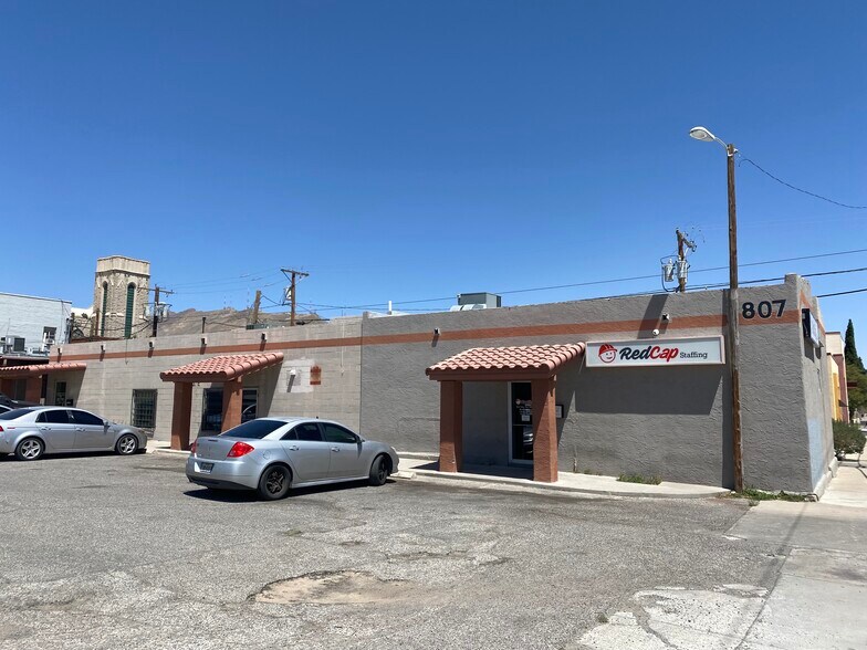 Primary Photo Of 809 E Yandell Dr, El Paso Office For Lease