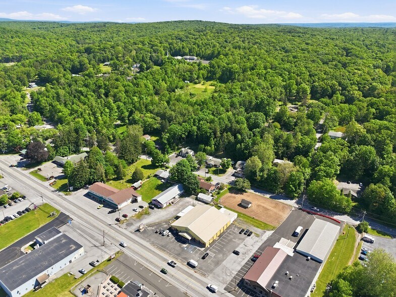 More Photos Of 2889 PA-611, Tannersville General Retail For Sale