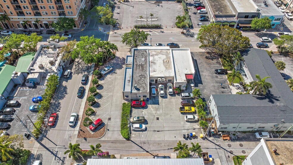 More Photos Of 604 Lucerne Ave, Lake Worth Beach Storefront For Sale