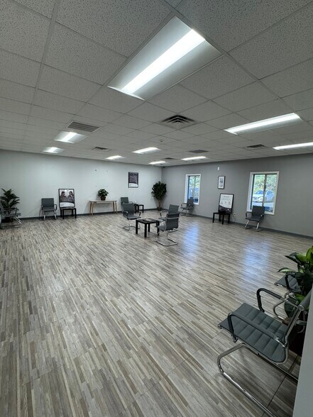 More Photos Of 1324 Belmont Ave, Salisbury Medical For Sale
