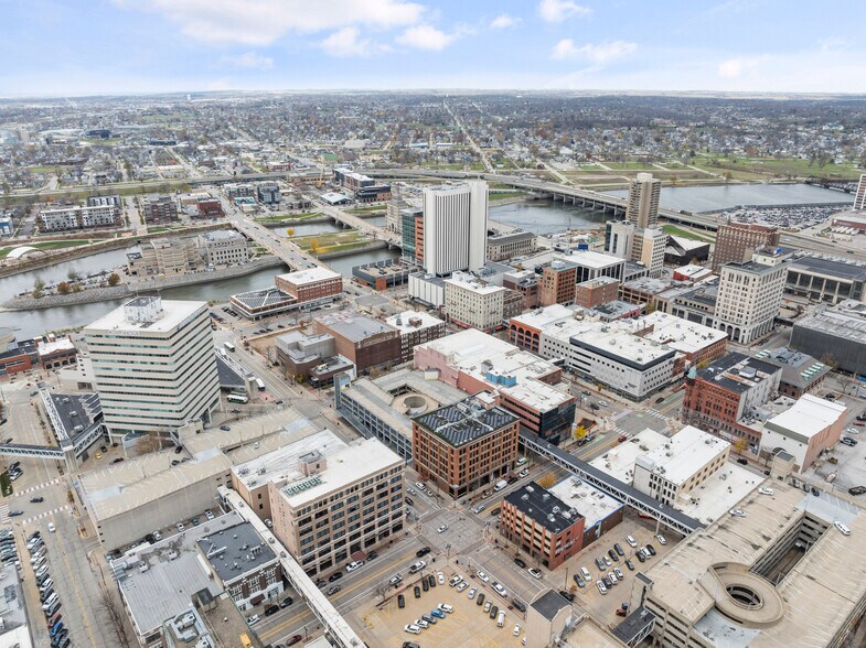 More Photos Of 221 3rd Ave SE, Cedar Rapids Unknown For Lease