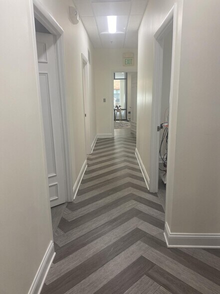 More Photos Of 49 Old Solomons Island Rd, Annapolis Medical For Lease