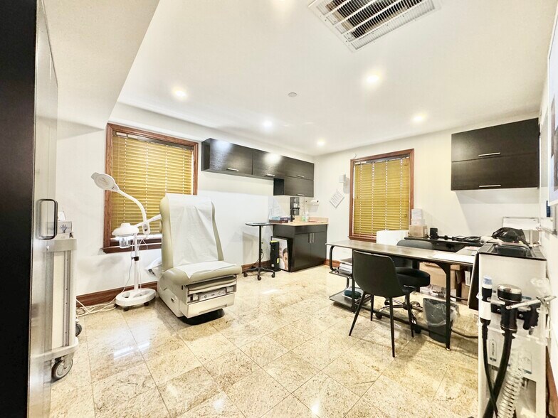 More Photos Of 8716 Avon St, Jamaica Apartments For Lease