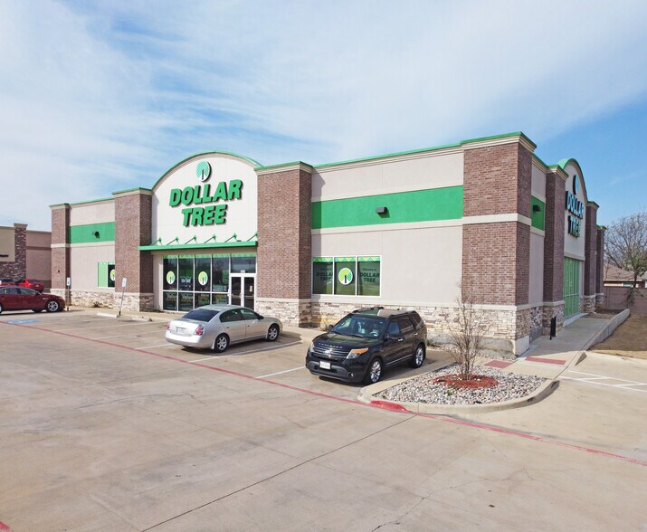 More Photos Of 3924 Teasley Ln, Denton Freestanding For Sale