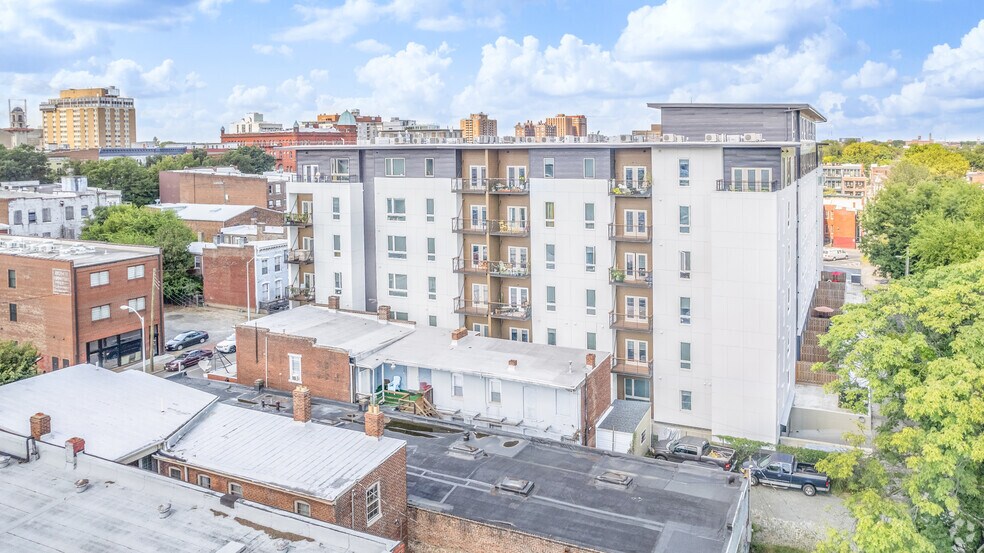 More Photos Of 2 W Marshall St, Richmond Apartments For Lease