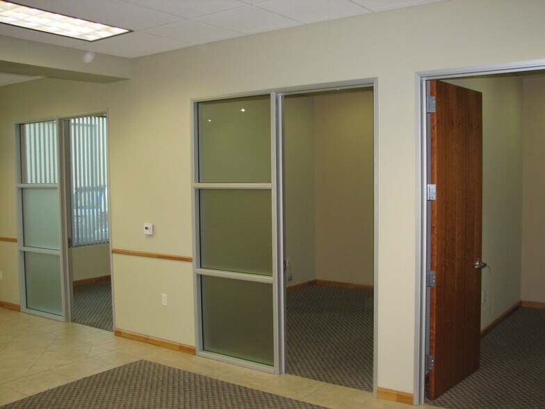 More Photos Of 9650 Research Dr, Irvine Office For Lease