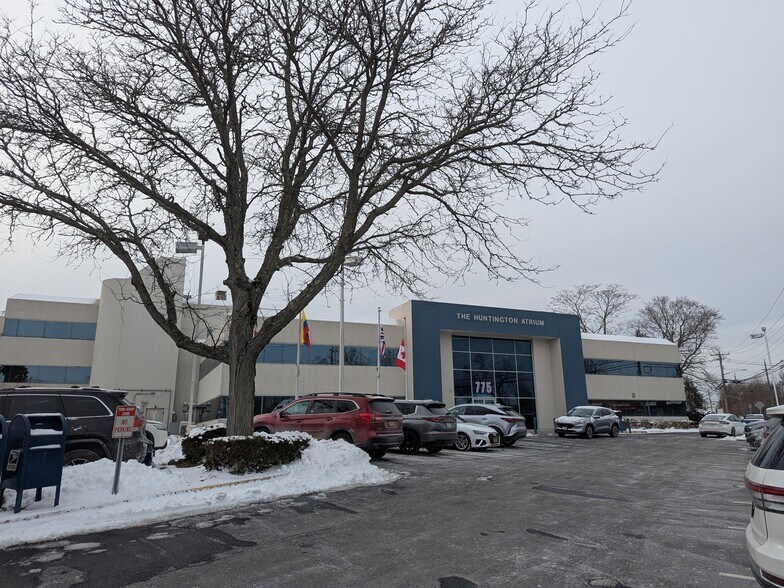 More Photos Of 775 Park Ave, Huntington Medical For Lease