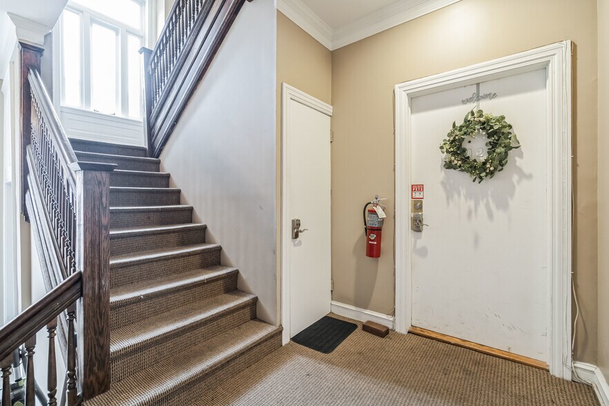 More Photos Of 2300 Locust St, Philadelphia Apartments For Sale