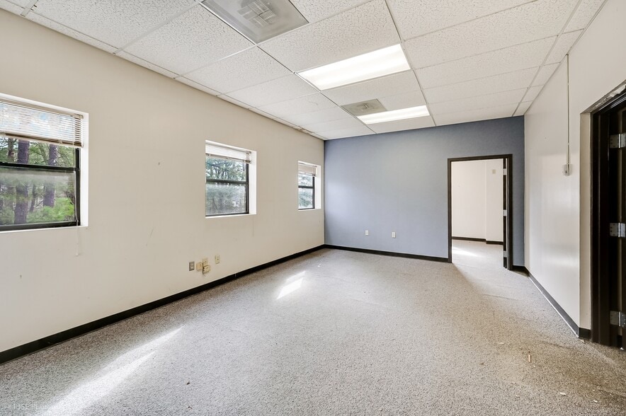 More Photos Of 2762 Caldwell Rd NE, Brookhaven Distribution For Lease