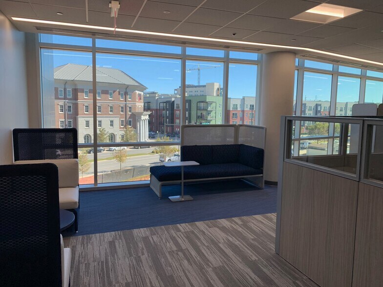 More Photos Of 200 Davis Cir SW, Huntsville Office For Lease
