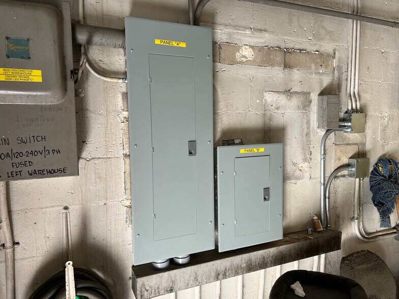 More Photos Of 2324 SW 56th Ter, Hollywood Light Manufacturing For Lease