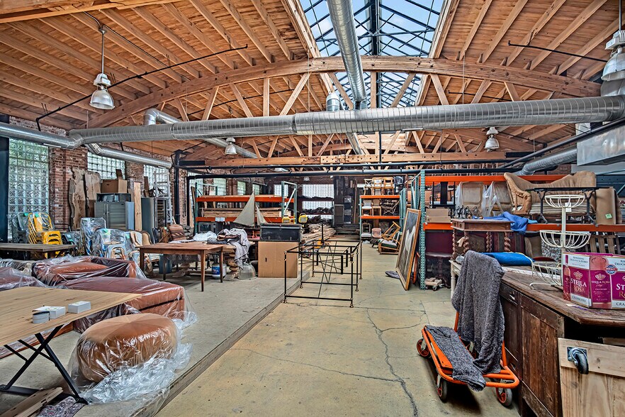More Photos Of 1750 N Springfield Ave, Chicago Warehouse For Sale