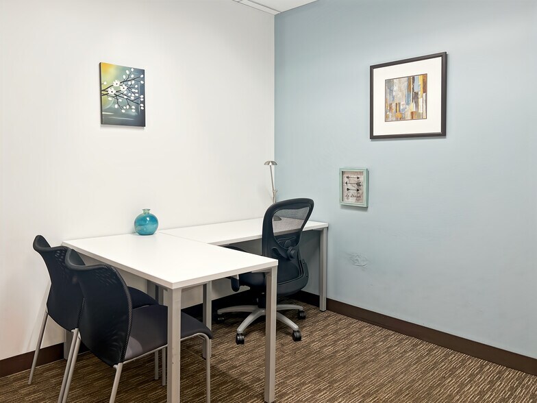 More Photos Of 1901 Harrison St, Oakland Coworking Space