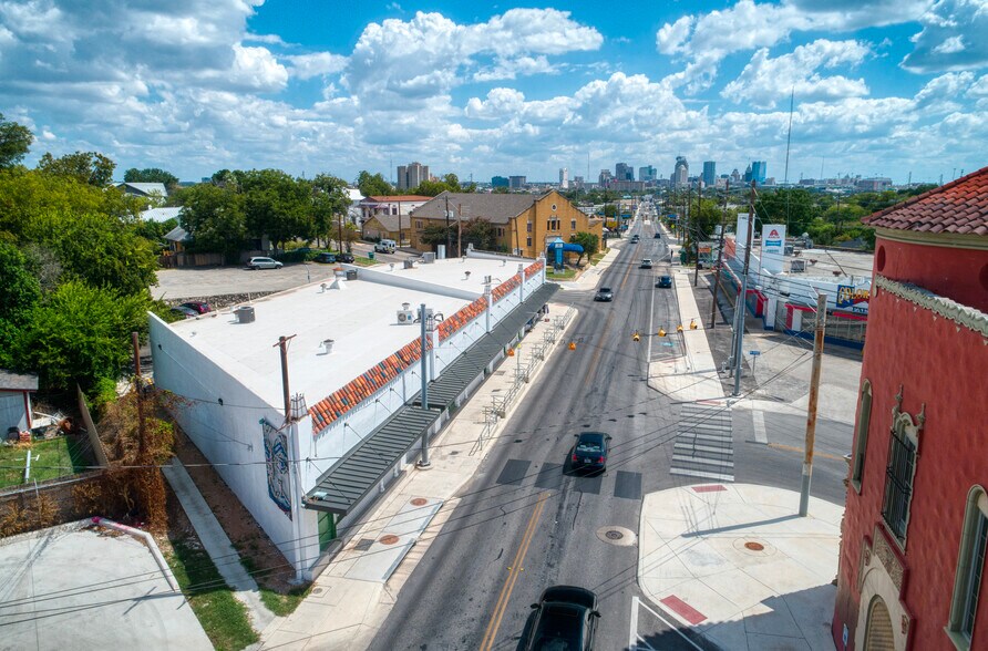 More Photos Of 700-714 Fredericksburg Rd, San Antonio Storefront Retail Office For Lease