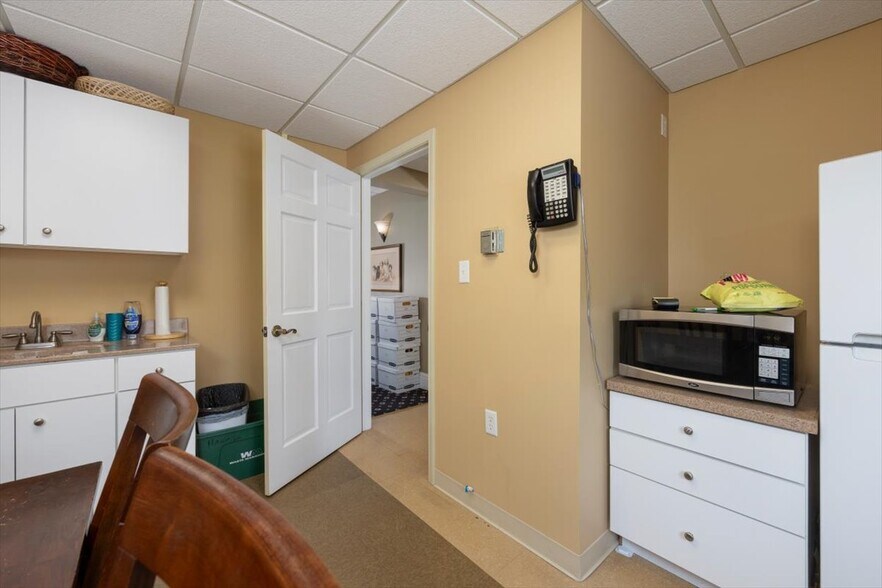 More Photos Of 305 Main St, East Aurora Office For Sale