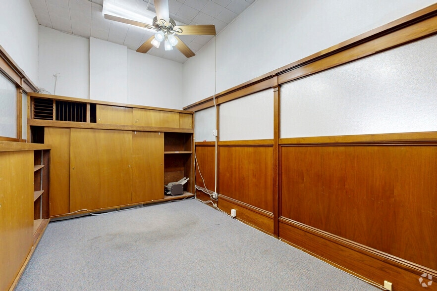 More Photos Of 115 W 2nd St, Pueblo Office Residential For Sale