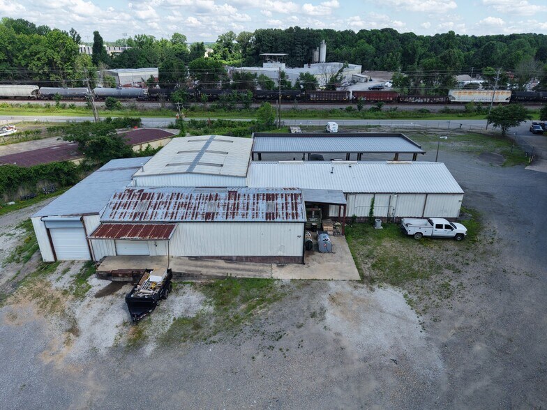 More Photos Of 9809 Mann Rd, Little Rock Warehouse For Sale