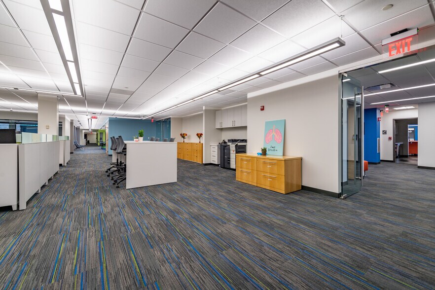 More Photos Of 500 River Ridge Dr, Norwood Office For Lease