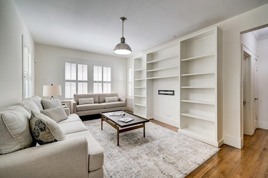 More Photos Of 414 Branard St, Houston Medical For Sale