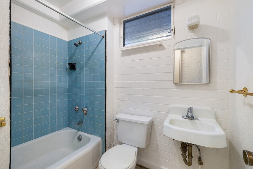 More Photos Of 1420 Ward Ave, Honolulu Apartments For Sale