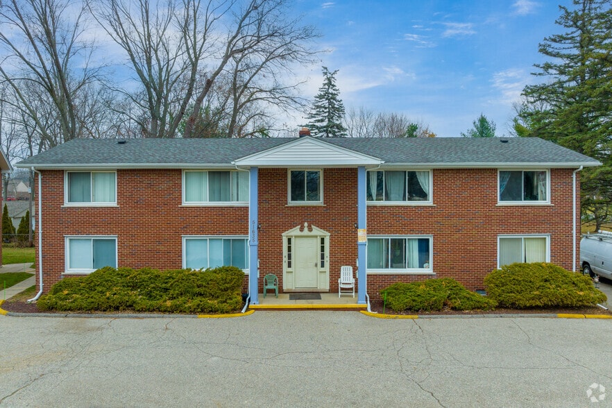 More Photos Of 51611 Mound Rd, Shelby Township Apartments For Sale