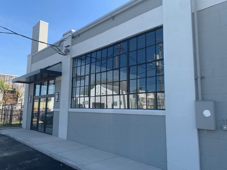 More Photos Of 860 W 44th St, Norfolk Warehouse For Lease