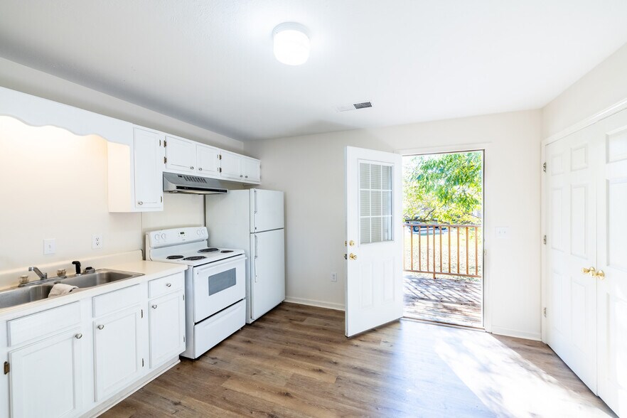 More Photos Of , Lexington Multifamily For Sale