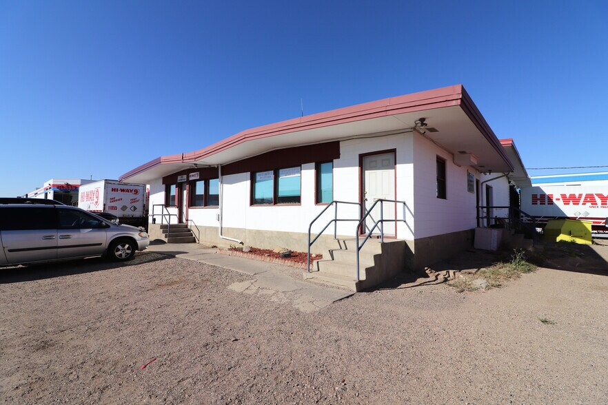 Primary Photo Of 662 15 St SW, Medicine Hat Industrial For Sale