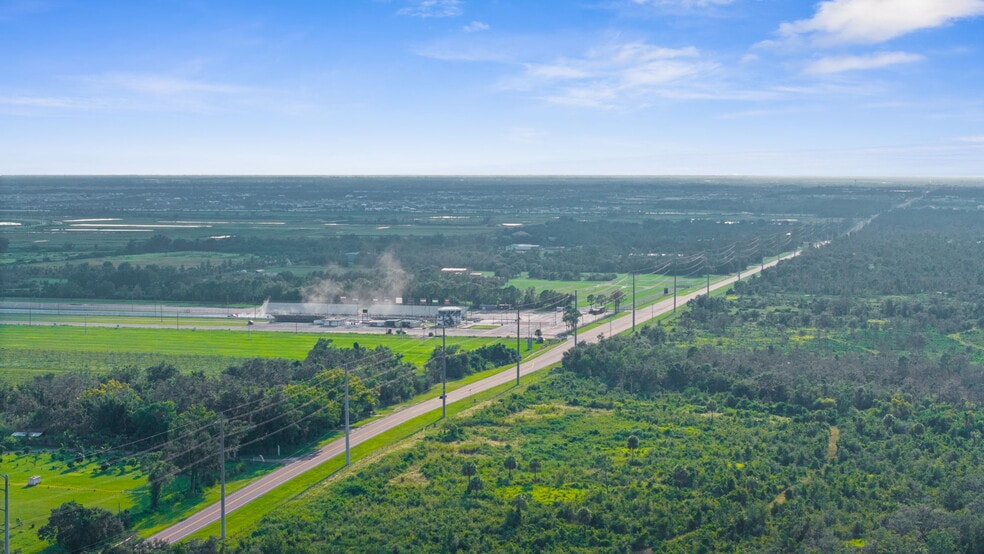 More Photos Of 22226 Sr 64, Bradenton Specialty For Sale