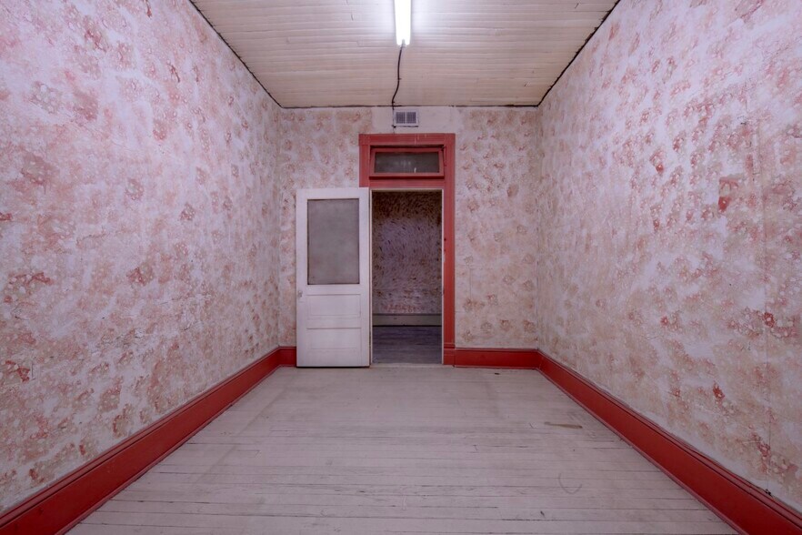 More Photos Of 130 N Arendell Ave, Zebulon Storefront Retail Office For Sale