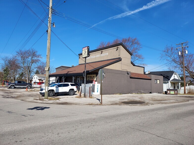 More Photos Of 5792 Lewis, Ida Convenience Store For Sale