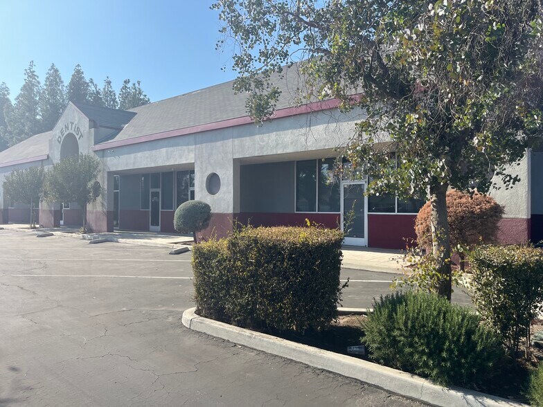 More Photos Of 1001-1043 Stine Rd, Bakersfield Medical For Sale