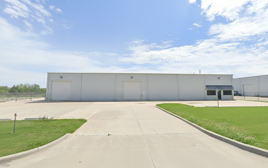 More Photos Of 4720 United Dr, Oklahoma City Industrial For Sale