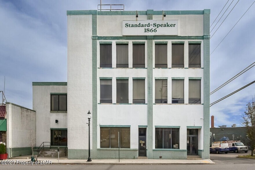 More Photos Of 21 N Wyoming St, Hazleton Movie Radio TVStudio For Sale