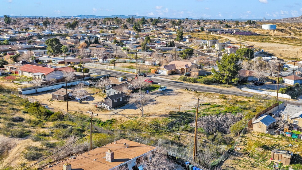 More Photos Of 16745 Yucca Ave, Victorville Multifamily For Sale